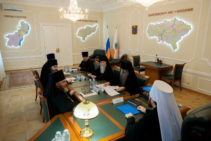 Состоялся Архиерейский совет Саратовской митрополии