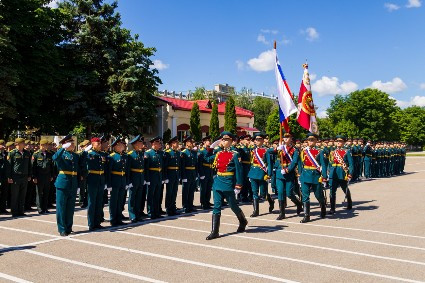 Клирики Саратовской епархии приняли участие в церемонии выпуска молодых лейтенантов