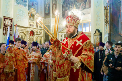 Митрополит Игнатий возглавил соборное моление о победе и наступлении мира в Покровском соборе г. Саратова