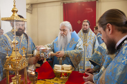 Божественная литургия в храме в честь Казанской иконы Божией Матери г. Саратова
