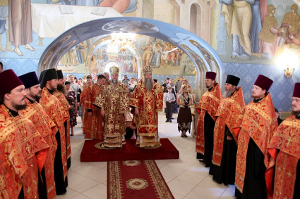 Всенощное бдение в Свято-Троицком соборе г. Саратова