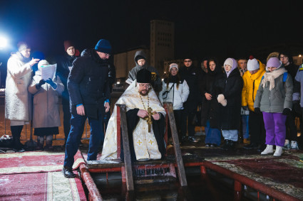 Освящение иордани на Новой Набережной