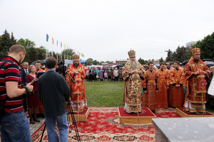 Крестный ход в день памяти святых Мефодия и Кирилла