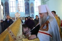 Божественная литургия в Духосошественском кафедральном соборе города Саратова