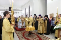 Всенощное бдение в Свято-Никольском мужском монастыре Саратова