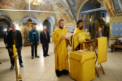 Для православного общества трезвости при Свято-Троицком кафедральном соборе совершен первый молебен