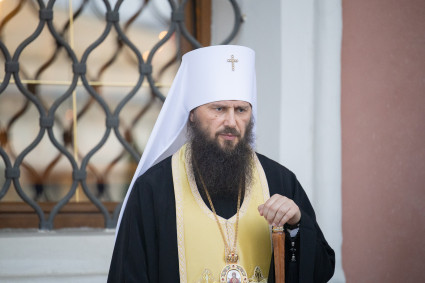 Глава Волгоградской митрополии совершил заупокойную литию на могиле архиепископа Пимена (Хмелевского)