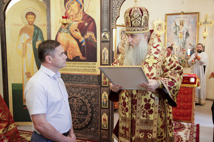 Божественная литургия в храме в честь Владимирской иконы Божией Матери с. Багаевка Саратовского района