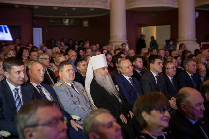 Митрополит Лонгин принял участие в торжественном заседании по случаю 110-летия СГУ
