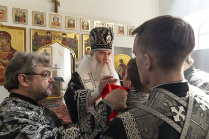 Литургия Преждеосвященных Даров в храме святителя Николая Чудотворца р.п. Базарный Карабулак