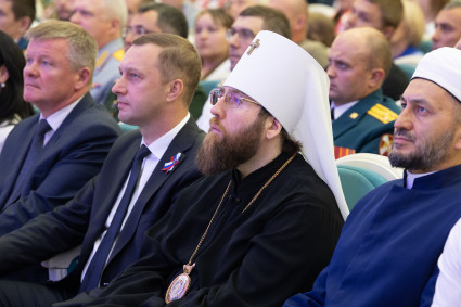 Митрополит Игнатий принял участие в торжественном мероприятии ко Дню России