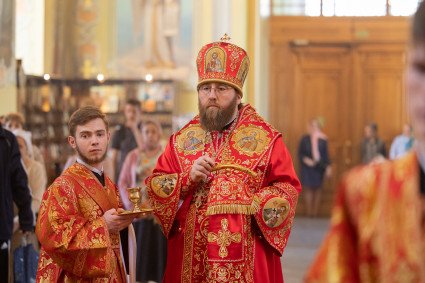 Митрополит Игнатий совершил всенощное бдение в Покровском соборе г. Саратова