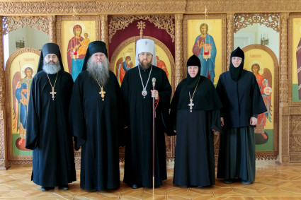 Митрополит Игнатий встретился с представителями Синодального отдела по монастырям и монашеству