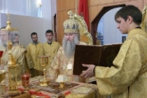 Божественная литургия в храме святого великомученика Георгия Победоносца Саратова