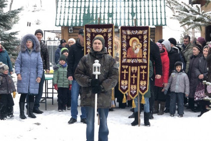 В Саратове прошел крестный ход с иконой священномученика Харалампия