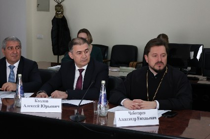 Секретарь Саратовского епархиального управления принял участие в совещании Общественного совета при ГУ МВД по Саратовской области