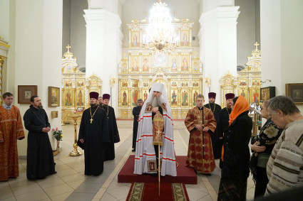Всенощное бдение в Свято-Троицком кафедральном соборе г. Вольска