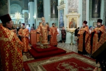 Всенощное бдение в Духосошественском кафедральном соборе Саратова