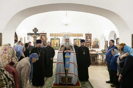 Великое повечерие, утреня и 1-й час в храме в честь Благовещения Пресвятой Богородицы г. Саратова