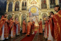 Божественная литургия в Свято-Воскресенском храме г.Пугачева