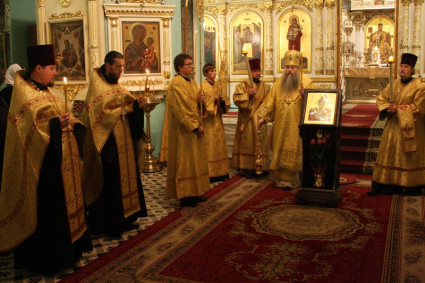 Всенощное бдение в Духосошественском кафедральном соборе г. Саратова