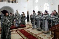 Литургия Преждеосвященных Даров в храме в честь Рождества Христова Саратова