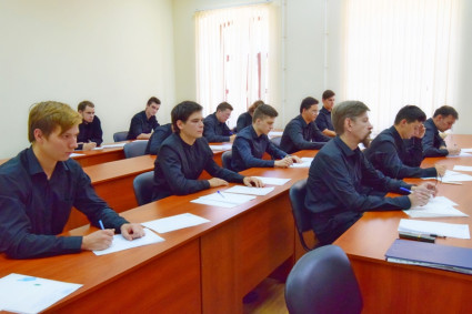 В Саратовской православной духовной семинарии начались вступительные испытания