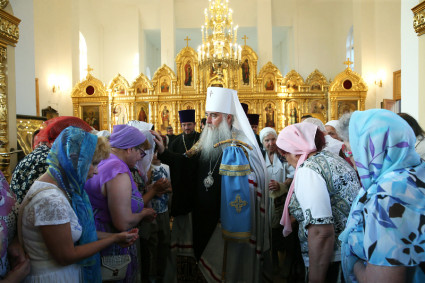 Всенощное бдение в храме в честь Казанской иконы Божией Матери г.Саратова