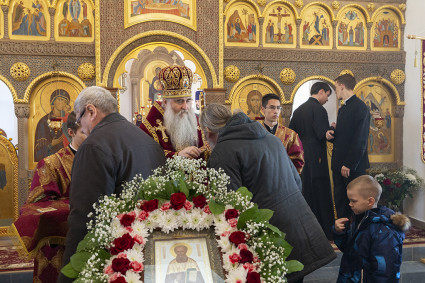 Божественная литургия в храме Рождества Христова с. Рыбушка