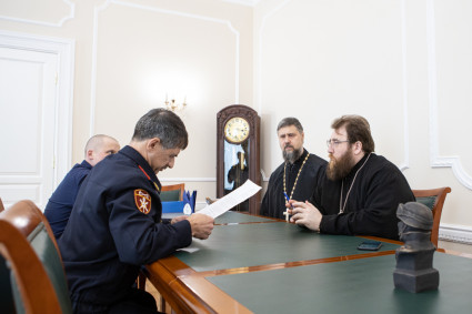 Митрополит Игнатий встретился с генералом Геннадием Макаровым