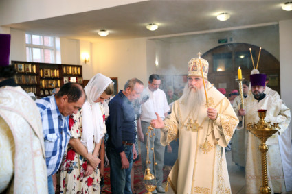Всенощное бдение в храме в честь Казанской иконы Божией Матери г.Саратова