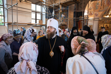 Митрополит Игнатий совершил всенощное бдение в Свято-Никольском мужском монастыре г. Саратова