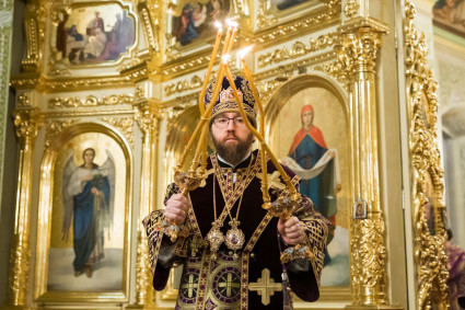 Митрополит Игнатий совершил всенощное бдение в Покровском соборе г. Саратова