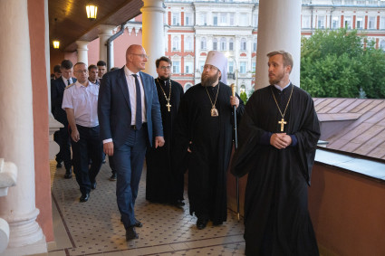 Вице-премьер Правительства РФ посетил Свято-Троицкий кафедральный собор г. Саратова