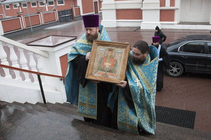 В Саратове встретили чудотворную икону Божией Матери «Неупиваемая Чаша»