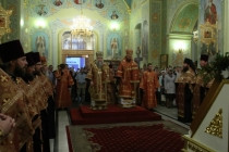 В канун празднования Собора Саратовских святых Архиереи Саратовской митрополии совершили Всенощное бдение в Покровском храме