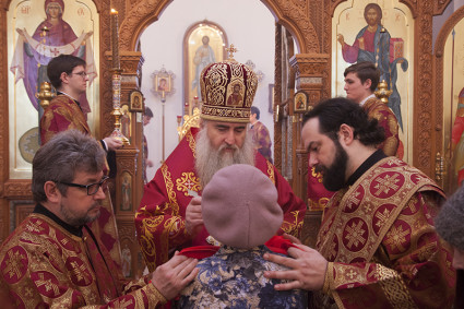 Божественная литургия в храме во имя святого равноапостольного великого князя Владимира г. Саратова