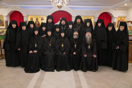 В Свято-Алексиевском монастыре состоялся круглый стол монашествующих