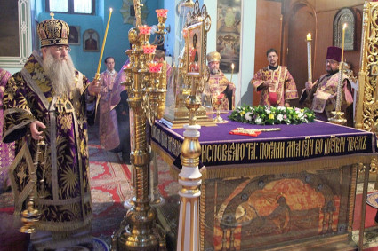 Всенощное бдение в Духосошественском соборе г. Саратова