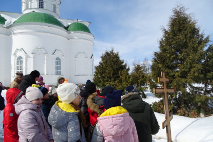 Свято-Сергиевский монастырь посетили группы школьников