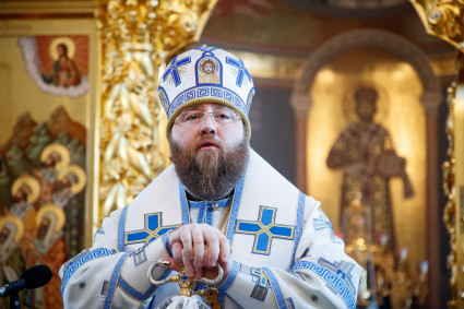 Митрополит Игнатий совершил Божественную литургию в Свято-Троицком кафедральном соборе г. Саратова