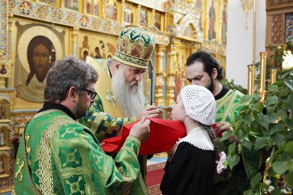 Божественная литургия в Свято-Алексиевском женском монастыре г. Саратова