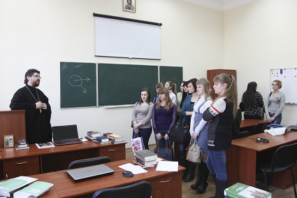 Студенты педагогического колледжа побывали в Саратовской православной духовной семинарии