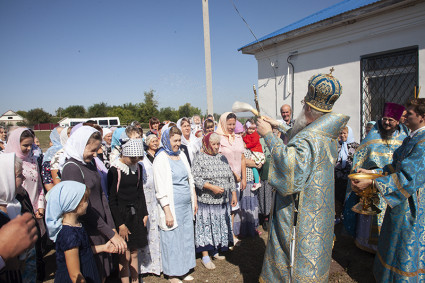 Божественная литургия в Свято-Успенском храме пос. Возрождение Хвалынского района