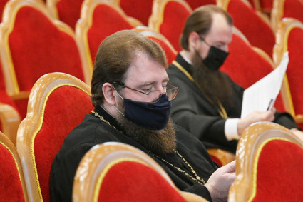 Митрополит Игнатий принял участие в заседаниях третьего дня работы пленума Межсоборного присутствия