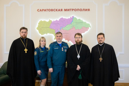 Митрополит Игнатий вручил епархиальные медали