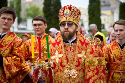 Митрополит Игнатий совершил Божественную литургию в кафедральном соборе Живоначальной Троицы г. Вольска