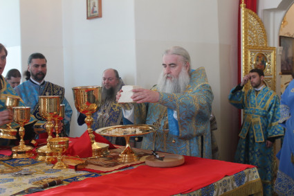 Божественная литургия в Троице-Скановом женском монастыре (Сердобская епархия)