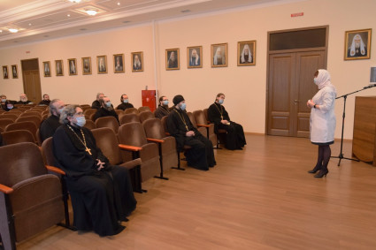 В СПДС проходят курсы повышения квалификации для профессорско-преподавательского состава по оказанию первой медицинской помощи