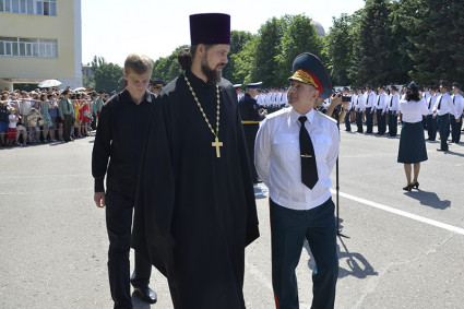 Представитель епархии принял участие в выпускном дне института внутренних войск